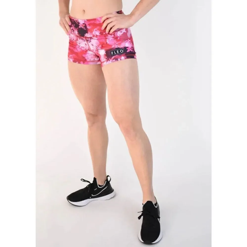 Fleo Rose Camo 3.25 short size small excellent condition